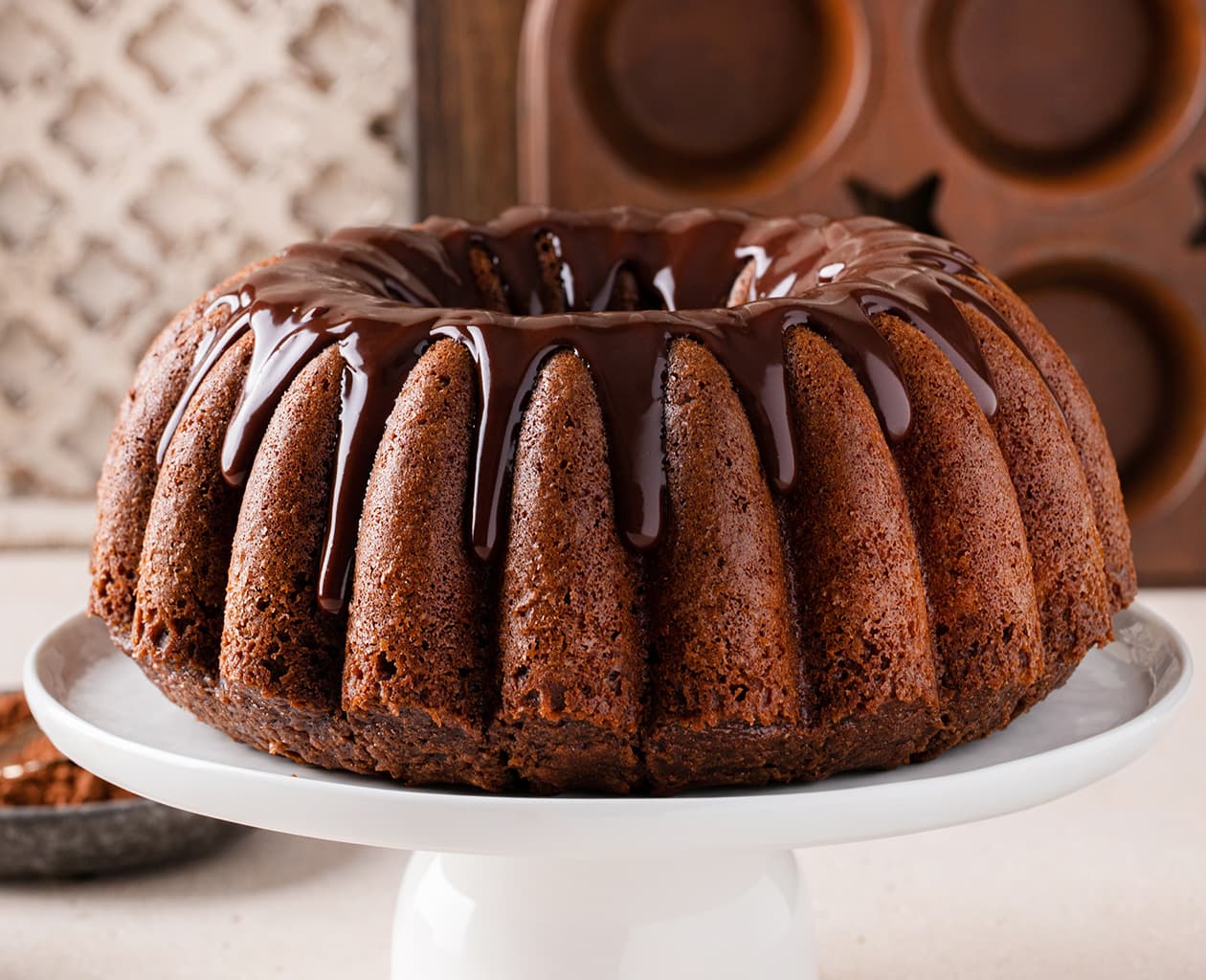 Low sugar chocolate and beetroot bundt cake | PURE VIA